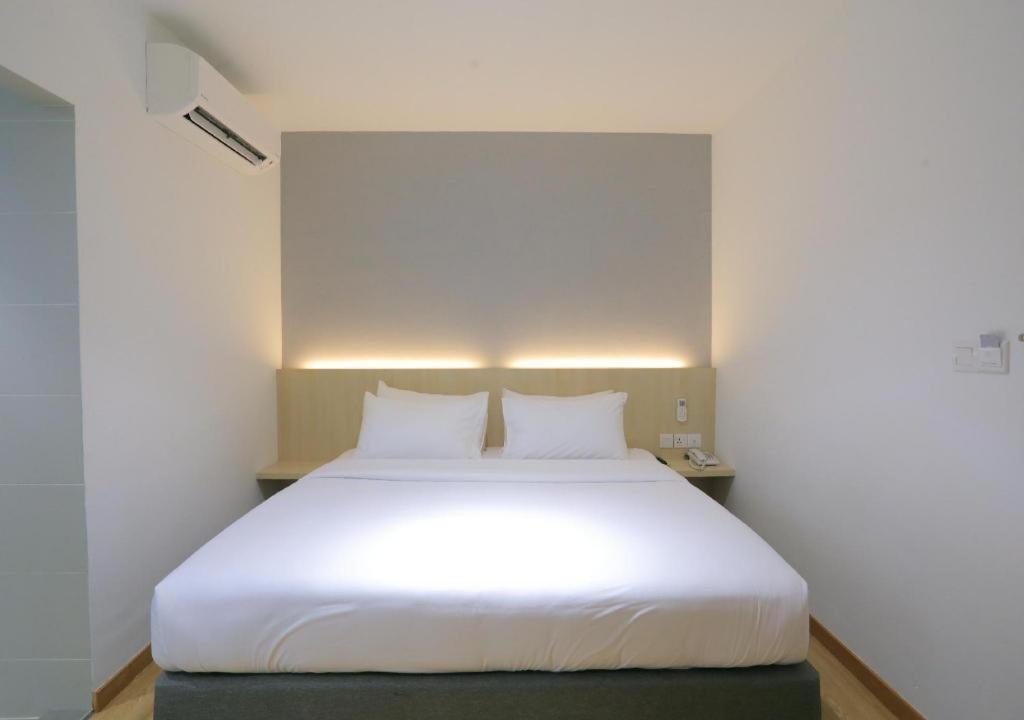 Miyabi Hotel Permas Johor Bahru Bagian luar foto